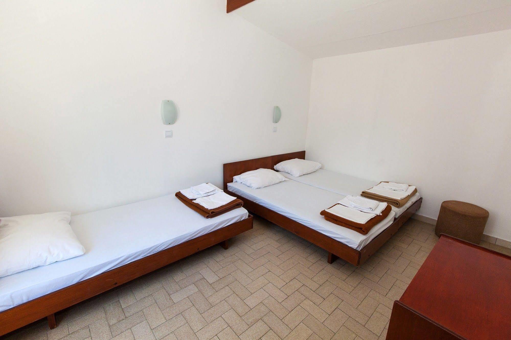 קריקווניצה Paviljoni & Bungalow Kacjak מראה חיצוני תמונה